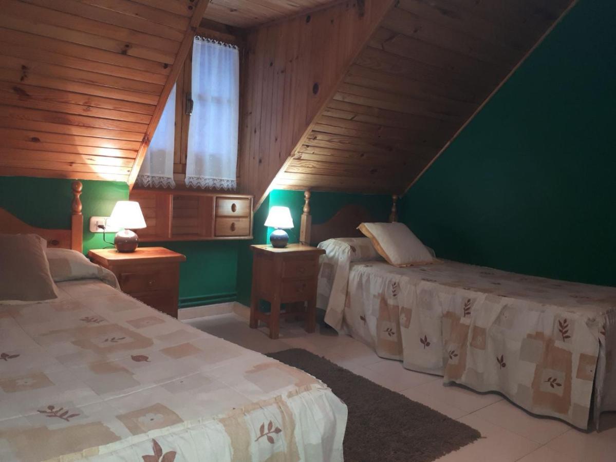 Alojamiento Rural Ostau Era Nheuada Aubert Exteriör bild