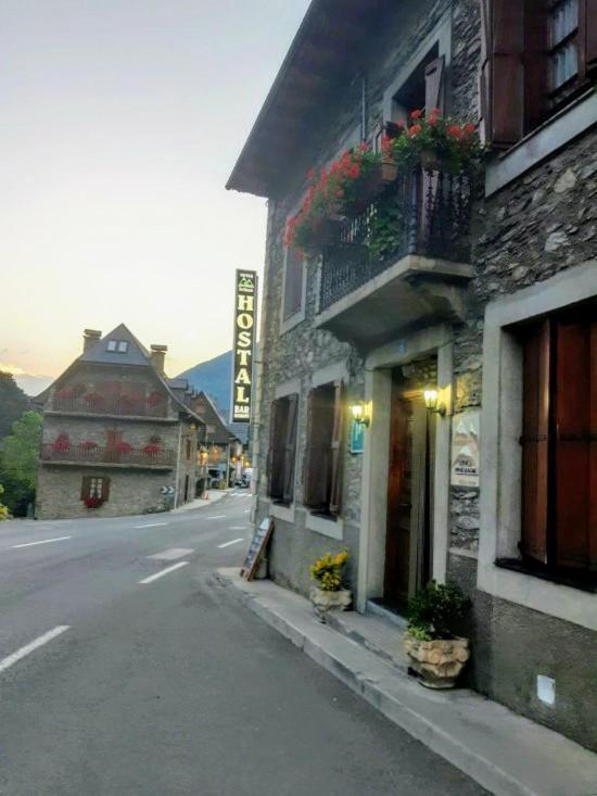 Alojamiento Rural Ostau Era Nheuada Aubert Exteriör bild