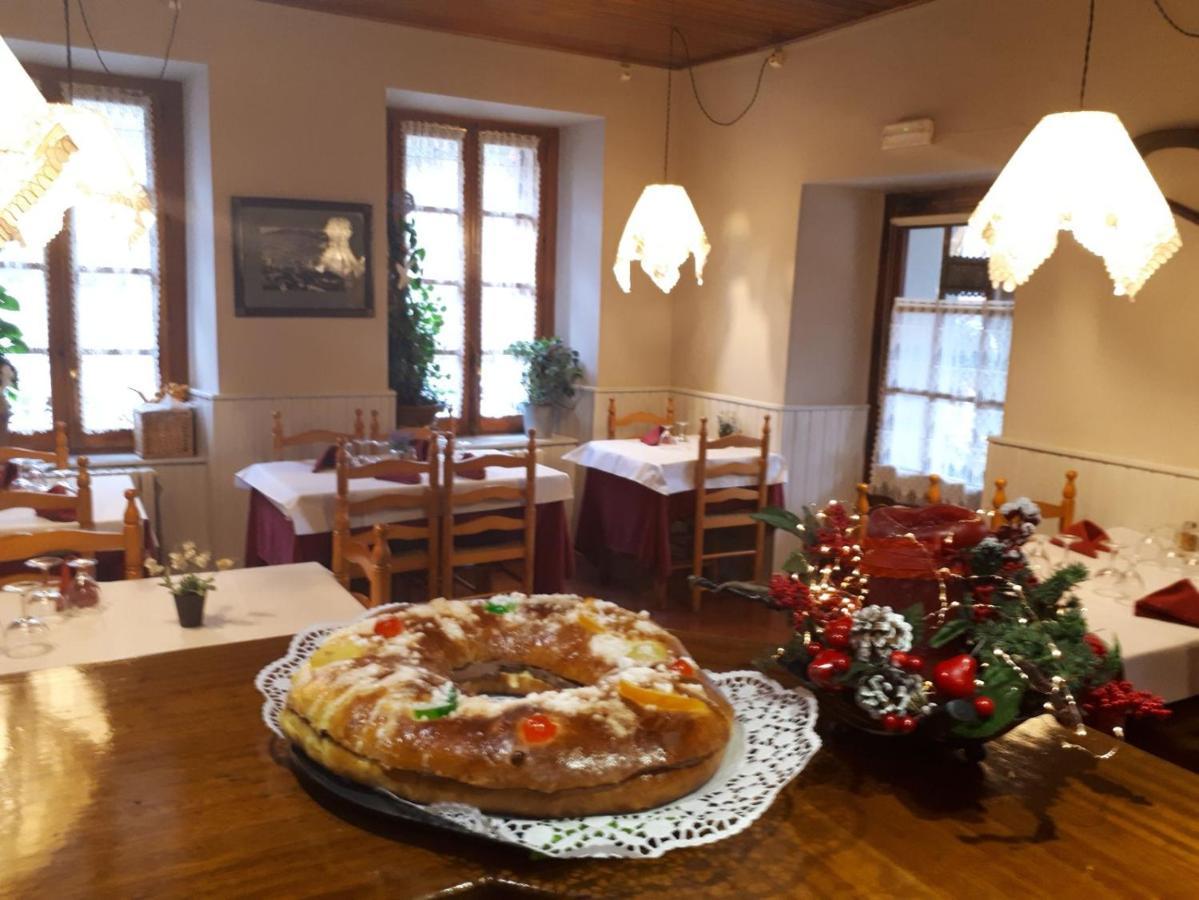 Alojamiento Rural Ostau Era Nheuada Aubert Exteriör bild